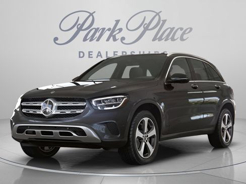 Used 2022 Mercedes-Benz GLC 300 image 1
