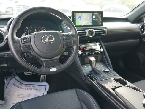 Used 2022 Lexus IS 350 F Sport image 2