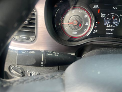 Used 2017 Dodge Charger SE w/ Blacktop Package image 11