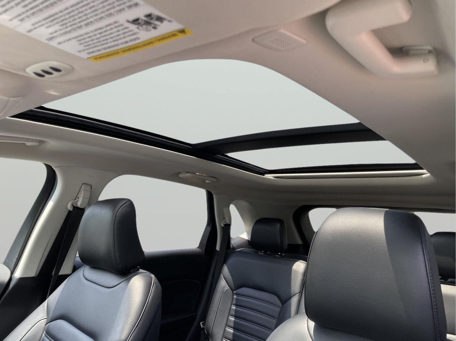 Certified 2023 Ford Edge SEL w/ Convenience Package AWD/4WD image 16