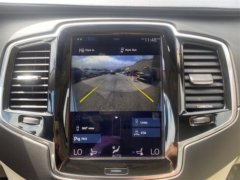 Used 2016 Volvo XC90 T6 Inscription w/ Vision Package image 37