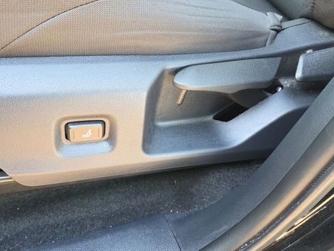 Used 2024 Toyota Tacoma SR5 RWD image 19