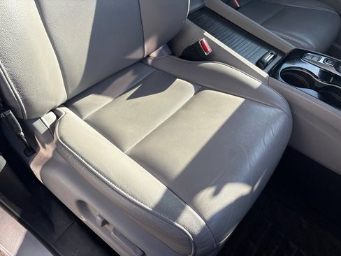 Used 2019 Honda Pilot Touring image 28