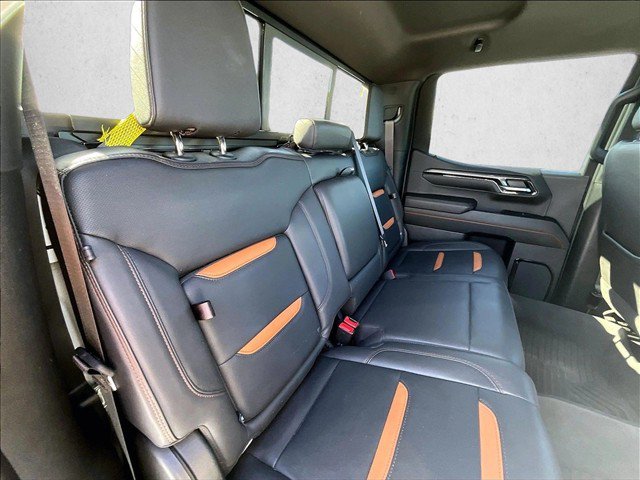Used 2024 GMC Sierra 1500 AT4 w/ Technology Package AWD/4WD image 29