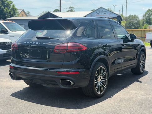 Used 2016 Porsche Cayenne AWD/4WD image 6