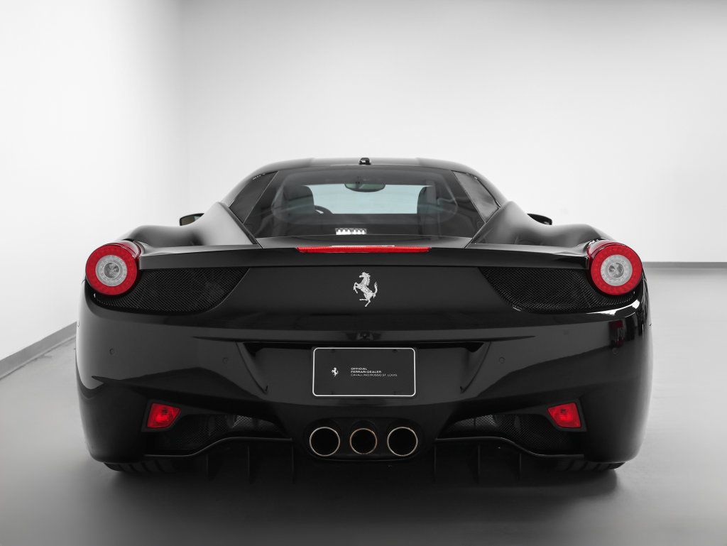 Used 2010 Ferrari 458 Italia Coupe RWD image 30