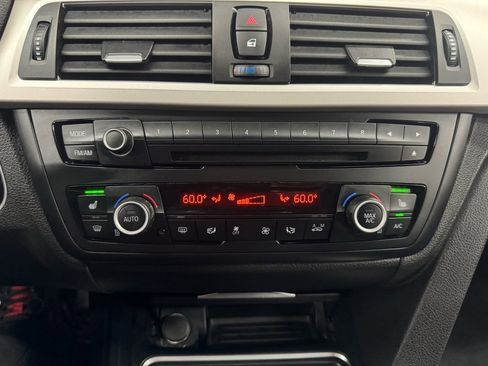 Used 2014 BMW 328i xDrive Wagon image 27