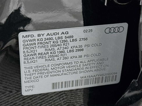 Certified 2025 Audi Q5 2.0T Premium Plus w/ Premium Plus Package AWD/4WD image 31
