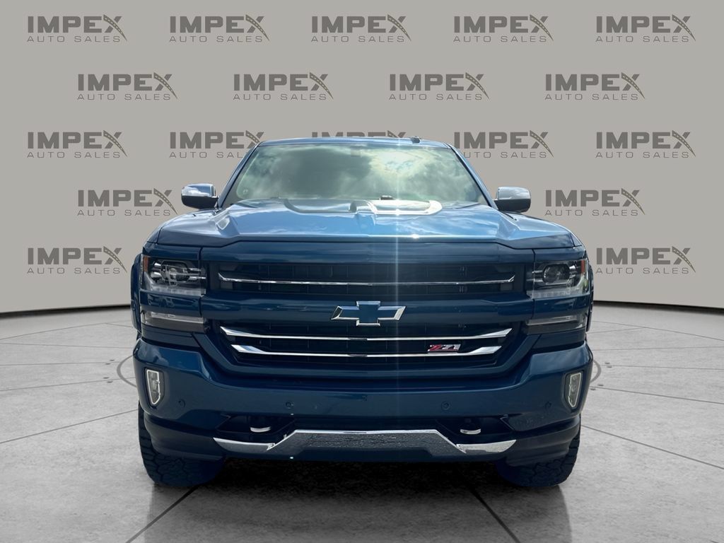 Used 2017 Chevrolet Silverado 1500 LTZ Z71 w/ LTZ Plus Package AWD/4WD image 8