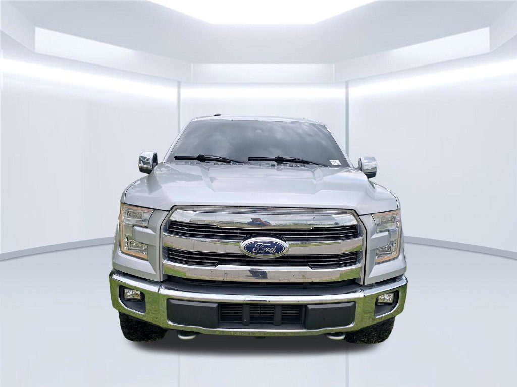Used 2016 Ford F150 Lariat w/ Equipment Group 502A Luxury AWD/4WD image 2