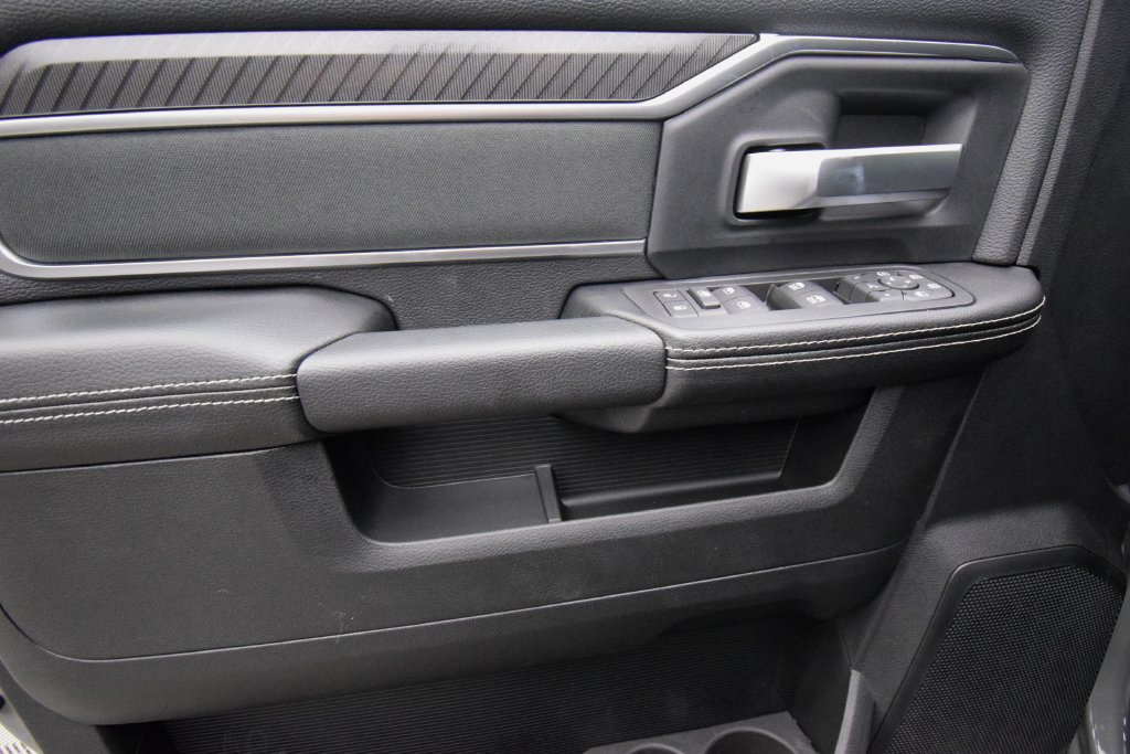 New 2027 RAM 3500 Big Horn AWD/4WD image 35