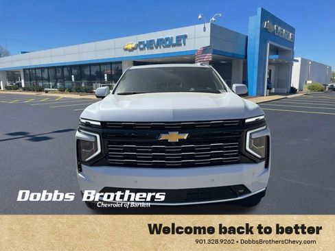 New 2026 Chevrolet Suburban High Country image 2