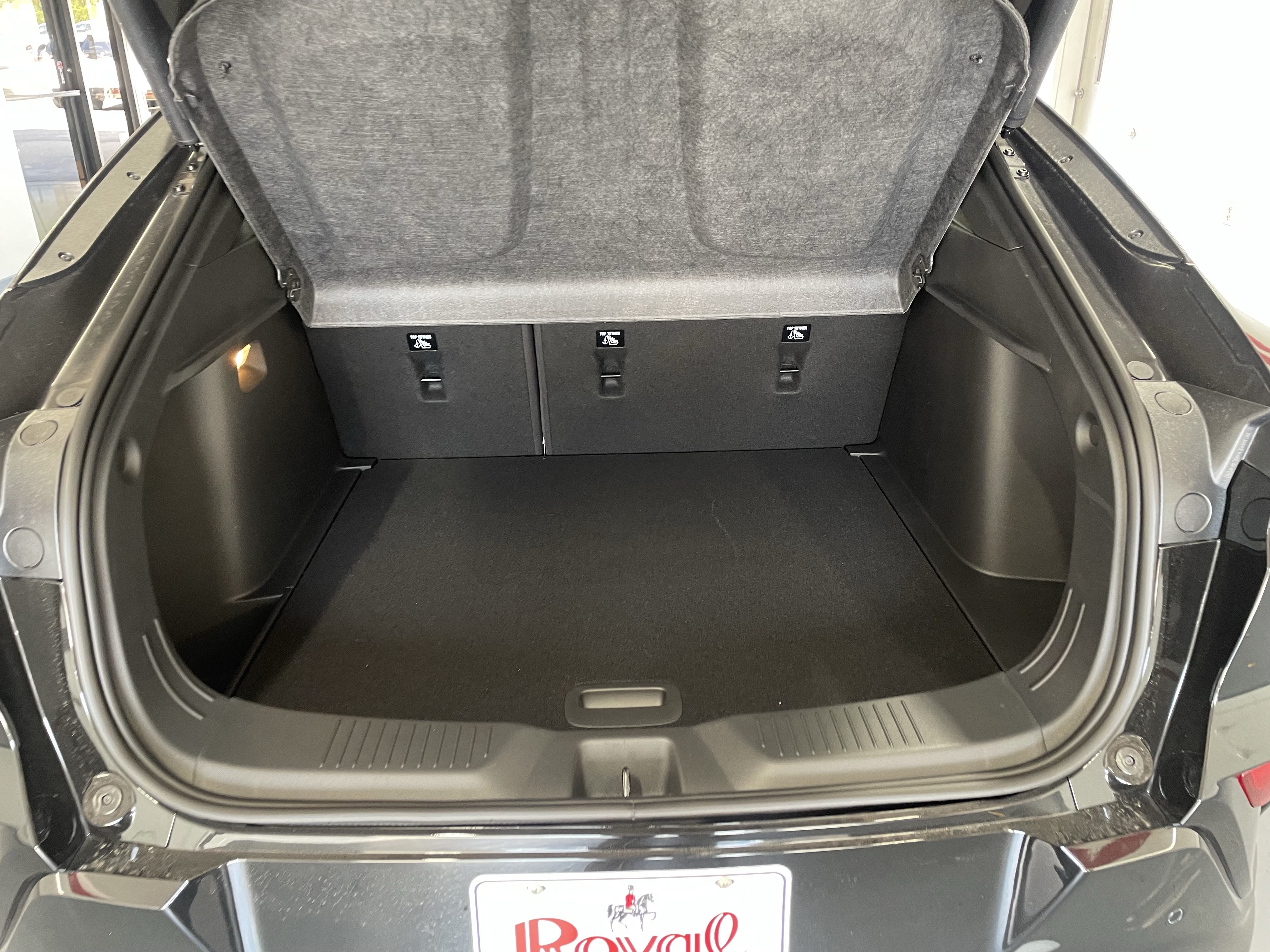 New 2026 Buick Envista Sport Touring w/ Convenience I Package FWD image 9