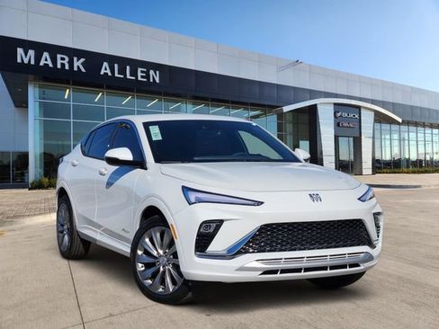 New 2026 Buick Envista Avenir image 1