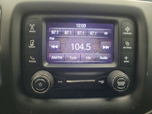 Used 2018 Jeep Compass Latitude w/ Cold Weather Group image 25