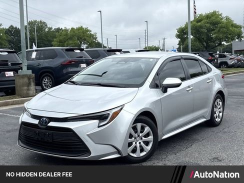 Used 2023 Toyota Corolla LE FWD image 1
