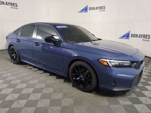 Used 2025 Honda Civic Sport image 7