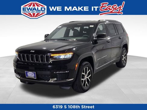 New 2025 Jeep Grand Cherokee L Limited w/ Trailer Tow Package image 16