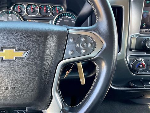 Used 2015 Chevrolet Silverado 1500 LT w/ LT Convenience Package RWD image 23