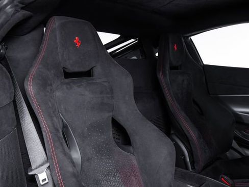 Used 2019 Ferrari 488 Pista Coupe RWD image 60
