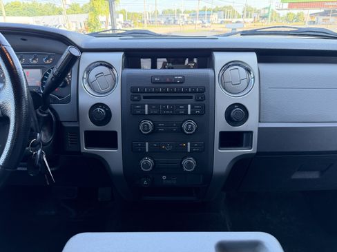 Used 2011 Ford F150 XLT w/ XLT Chrome Pkg AWD/4WD image 19