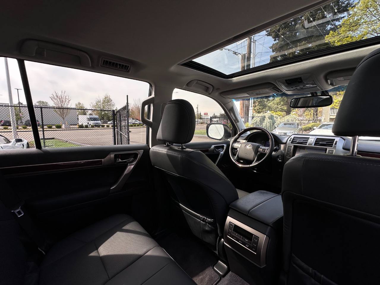 Used 2019 Lexus GX 460 Premium AWD/4WD image 19