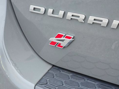 Used 2021 Dodge Durango SXT image 8