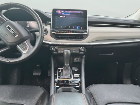 Used 2022 Jeep Compass Limited w/ Elite Group image 13