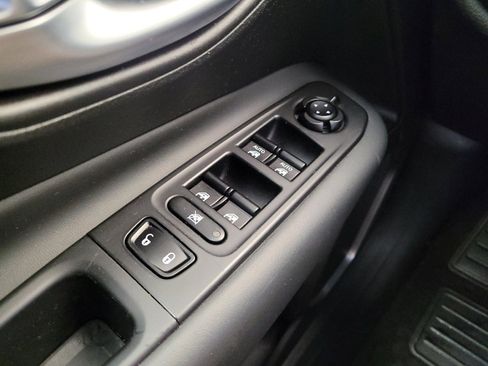 Used 2022 Jeep Renegade Sport image 27