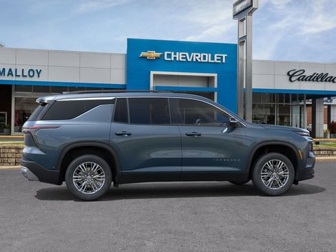 New 2026 Chevrolet Traverse LT w/ Driver Confidence Package image 29