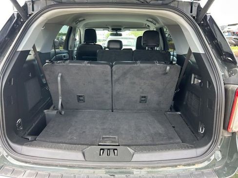 Used 2024 Ford Explorer Limited AWD/4WD image 11