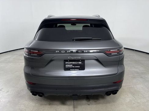 Certified 2023 Porsche Cayenne AWD/4WD image 6