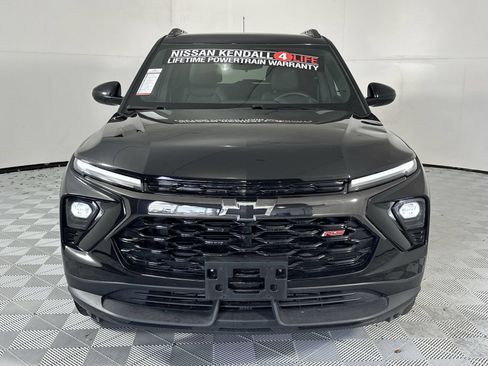 Used 2025 Chevrolet TrailBlazer RS AWD/4WD image 3