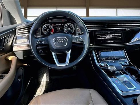 Used 2021 Audi Q8 Premium Plus image 5
