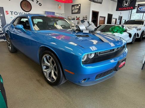 Used 2015 Dodge Challenger SXT Plus w/ Sound Group II image 2
