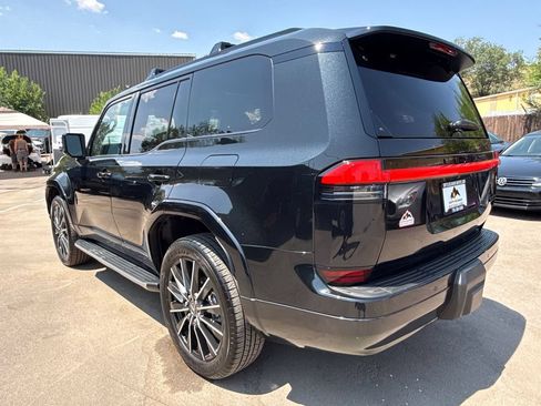 Used 2026 Lexus GX 550 w/ Accessory Package (2T) AWD/4WD image 5