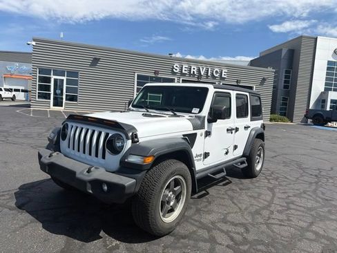Used 2018 Jeep Wrangler Unlimited Sport S AWD/4WD image 17