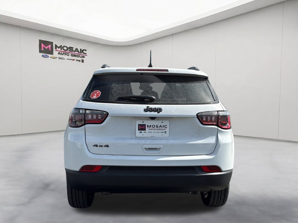 New 2026 Jeep Compass Latitude AWD/4WD image 6