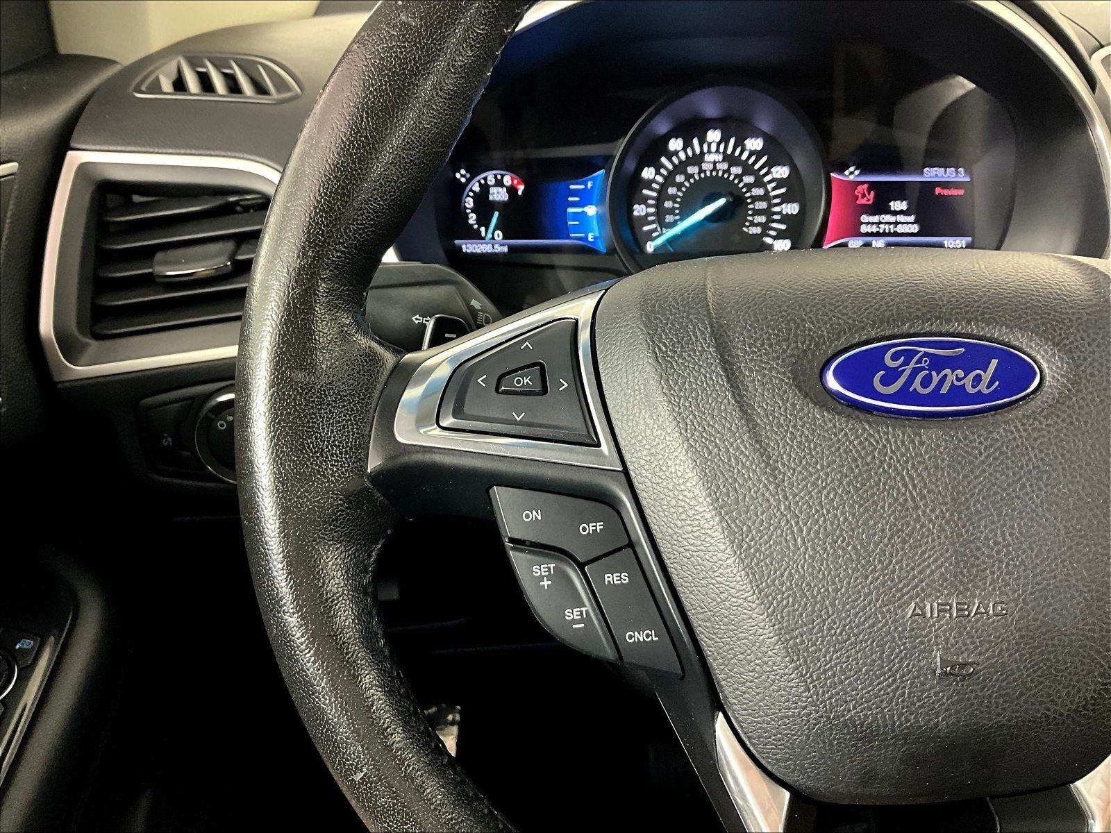 Used 2015 Ford Edge SEL w/ Equipment Group 201A AWD/4WD image 11
