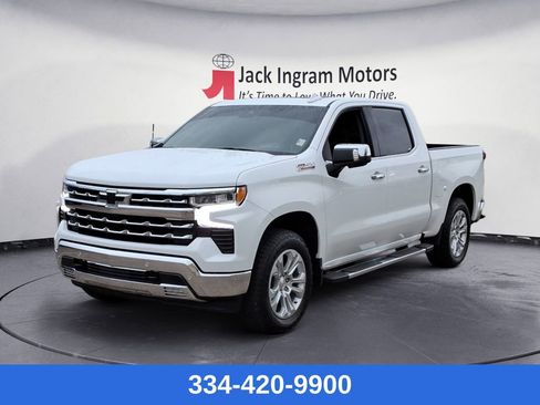 Used 2025 Chevrolet Silverado 1500 LTZ w/ LTZ Premium Package image 1
