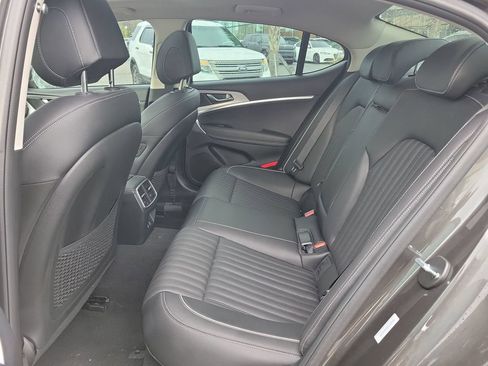 Used 2026 Genesis G70 2.5T Prestige RWD image 12