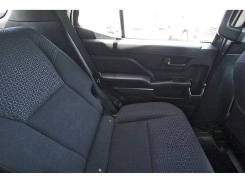 Used 2025 Toyota 4Runner SR5 AWD/4WD image 11