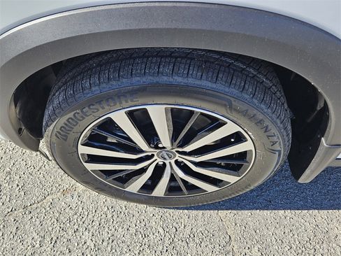 New 2025 Nissan Pathfinder Platinum image 19