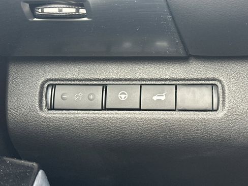 New 2025 Nissan Pathfinder SL image 33