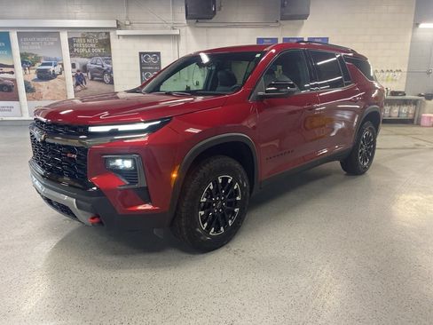 New 2026 Chevrolet Traverse Z71 w/ Enhanced Driving Package AWD/4WD image 3