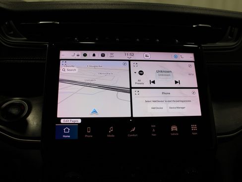 Used 2023 Jeep Grand Cherokee L Limited w/ Black Appearance Package AWD/4WD image 14