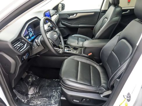 Used 2022 Ford Escape SEL AWD/4WD image 9