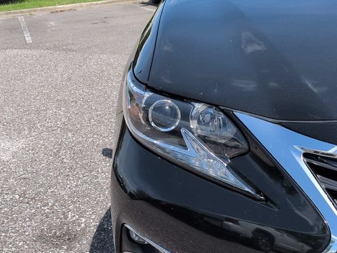 Used 2016 Lexus ES 350 w/ Navigation System Package FWD image 10