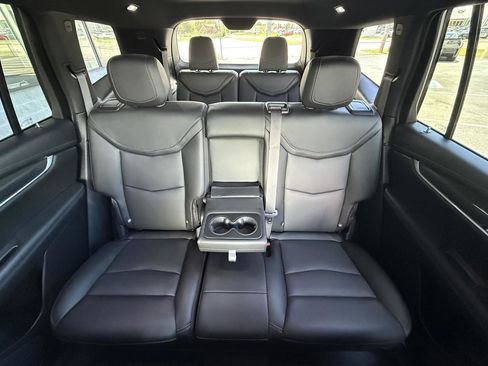 Used 2024 Cadillac XT6 Sport w/ Technology Package AWD/4WD image 41