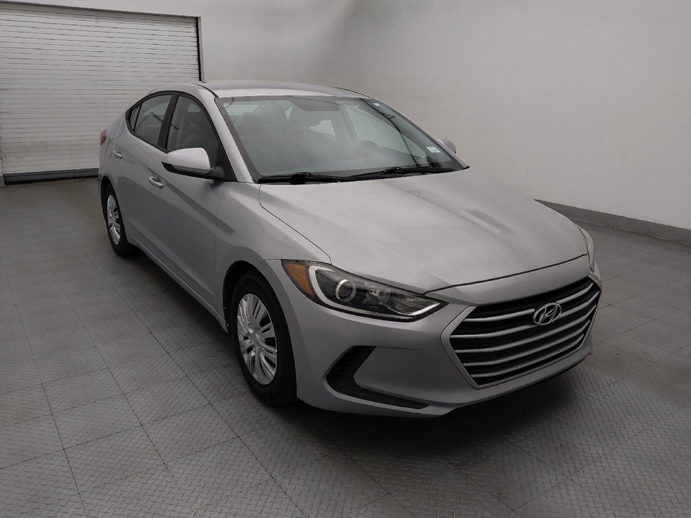 Used 2017 Hyundai Elantra SE FWD image 13